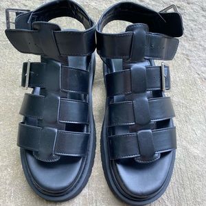 Black goth platform sandals!!